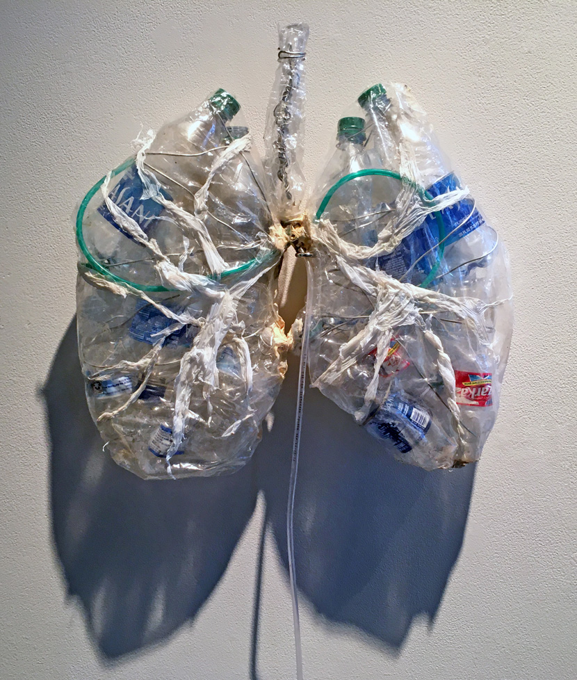 sculpture: lungs made of trash