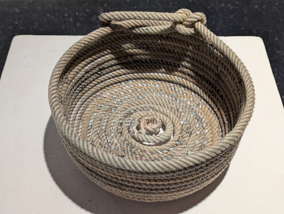 basket made out of lariat