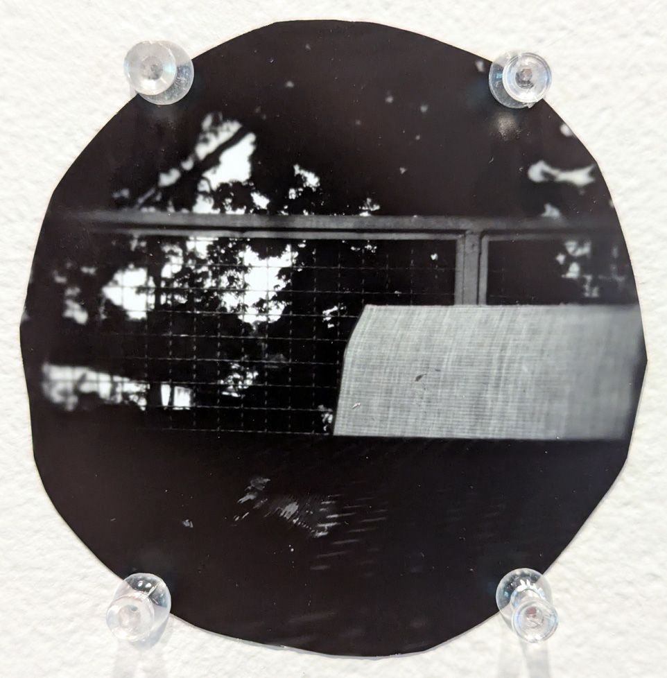 circle pinhole photo
